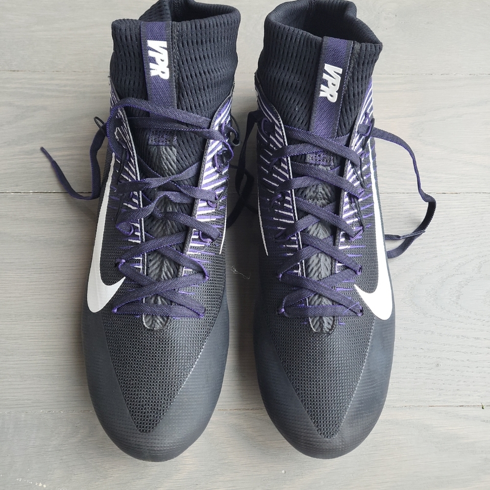 Nike Vapor Untouchable PRO Football cleats. NEW size 14.5